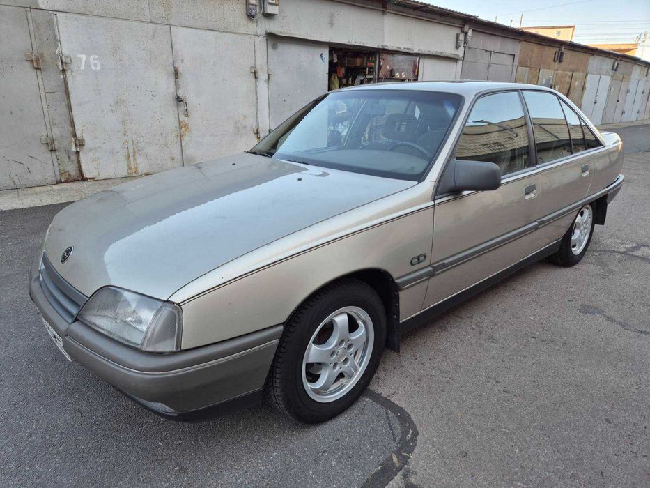 Opel Omega 1988г