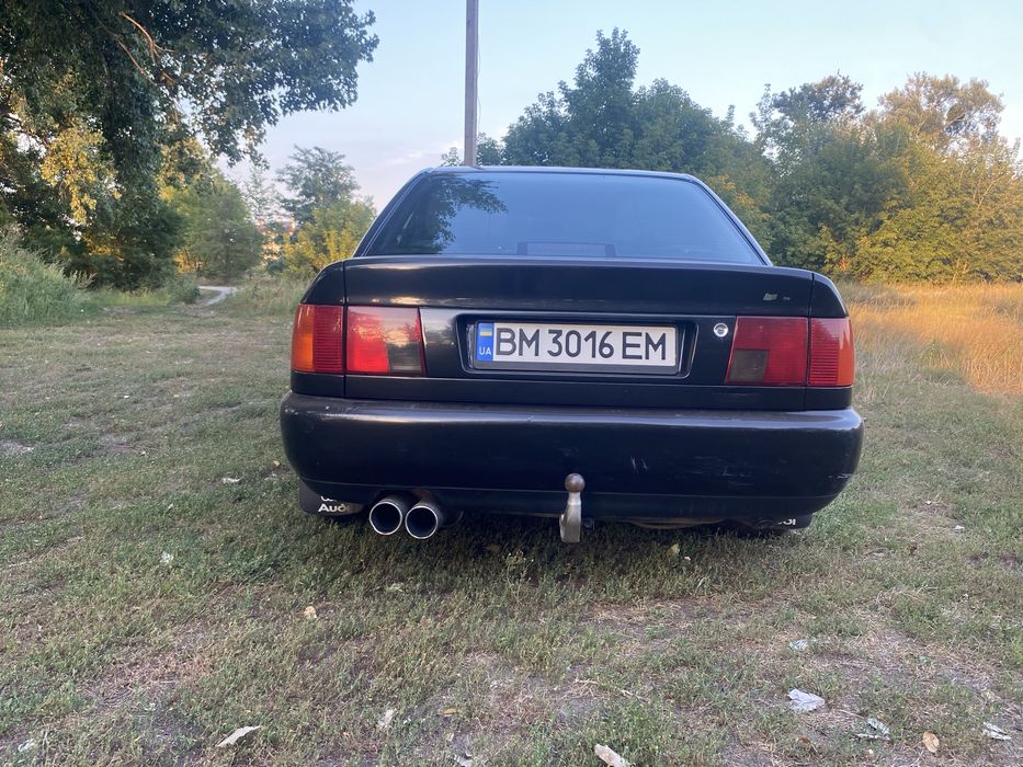 Ауді 100С4