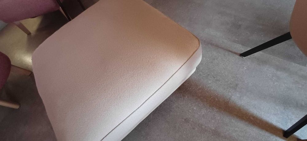 Podnóżek Esseboda ikea  puf