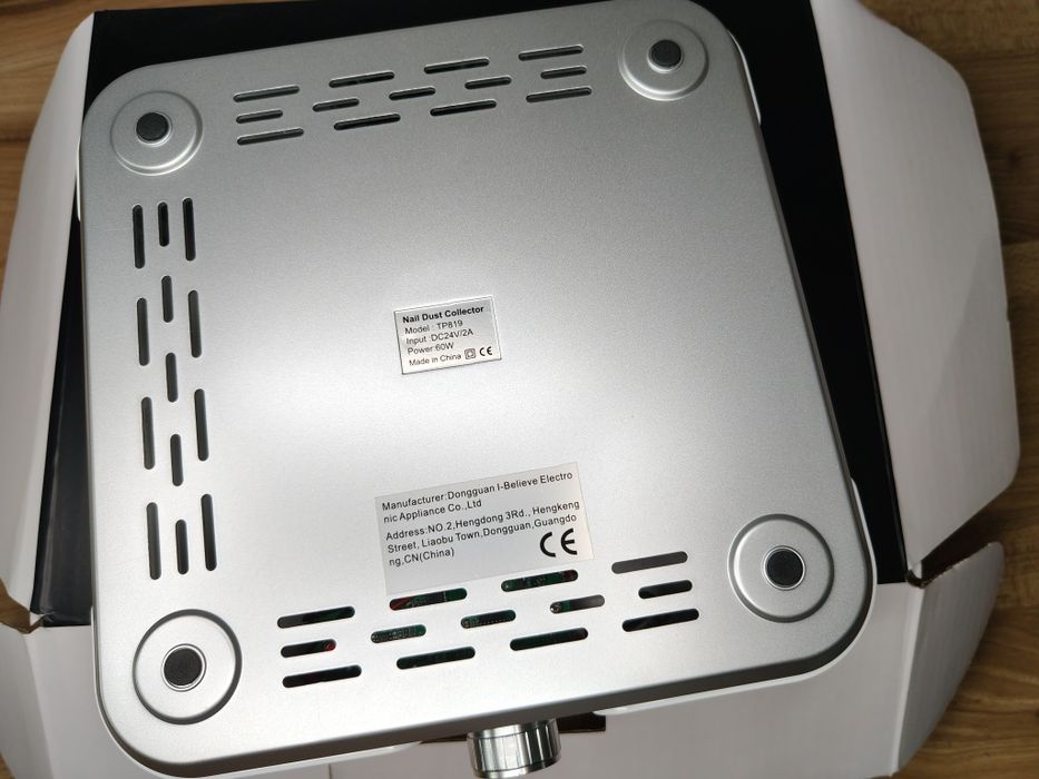 Pochłaniacz pyłu do paznokci / manicure .  Filtry