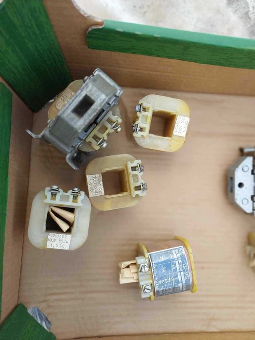 Elektromagnes ES 1,5-8-15-25Kg cewka prasa pralka maszyna firma