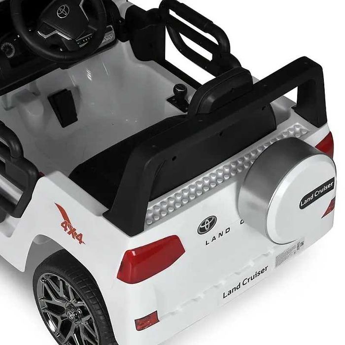 Дитячий електромобіль на акумуляторі Toyota M 5101 з пультом