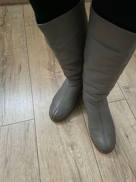 Зимові шкіряні чоботи, крем в подарунок