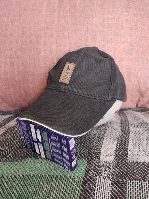 Кепки 5 штук продам!