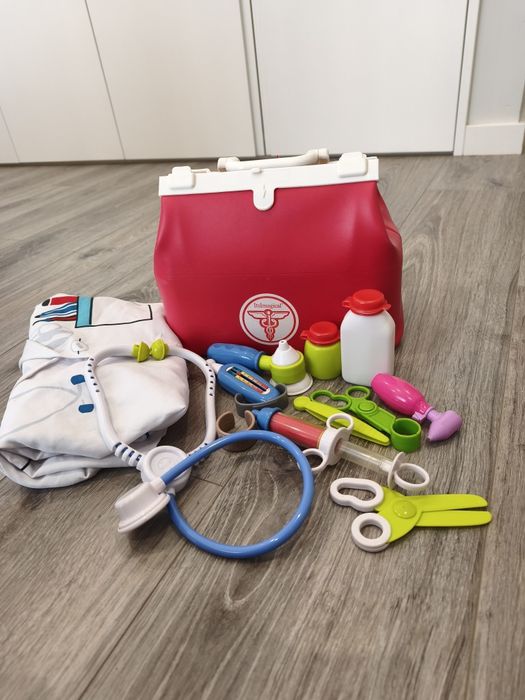 Mala de médico com acessórios