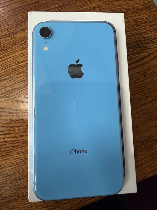 Продам Iphone xr
