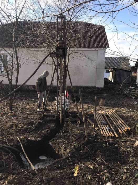 Буріння свердловин в зимку Бориспіль Київська обл Бориспільський р-н.