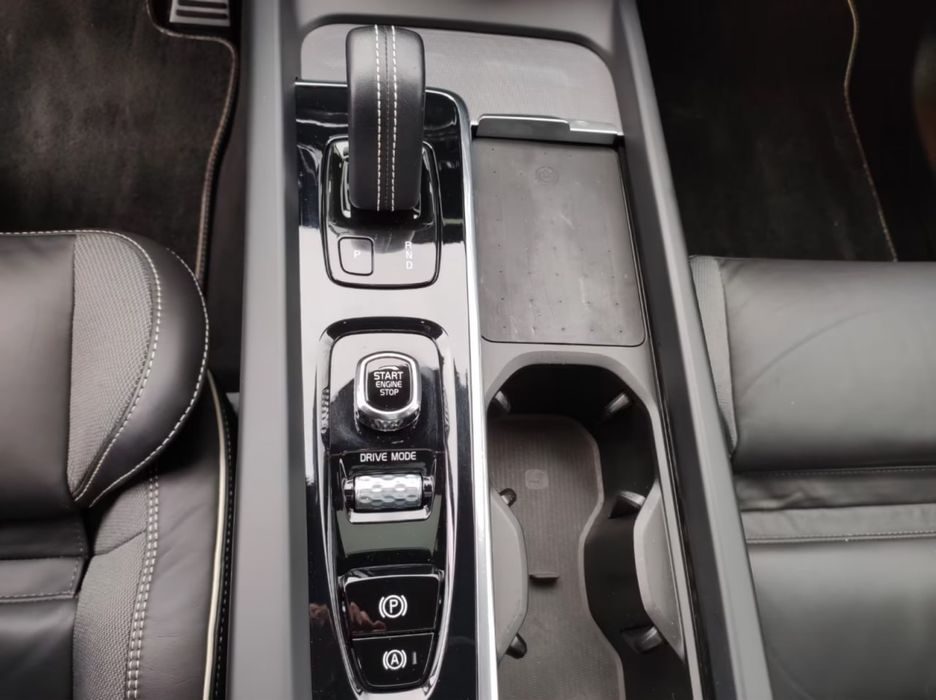 Volvo XC60 R Design AWD