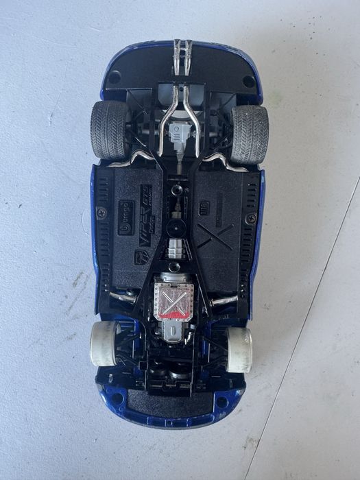 Burago viper gts coupe 1/18