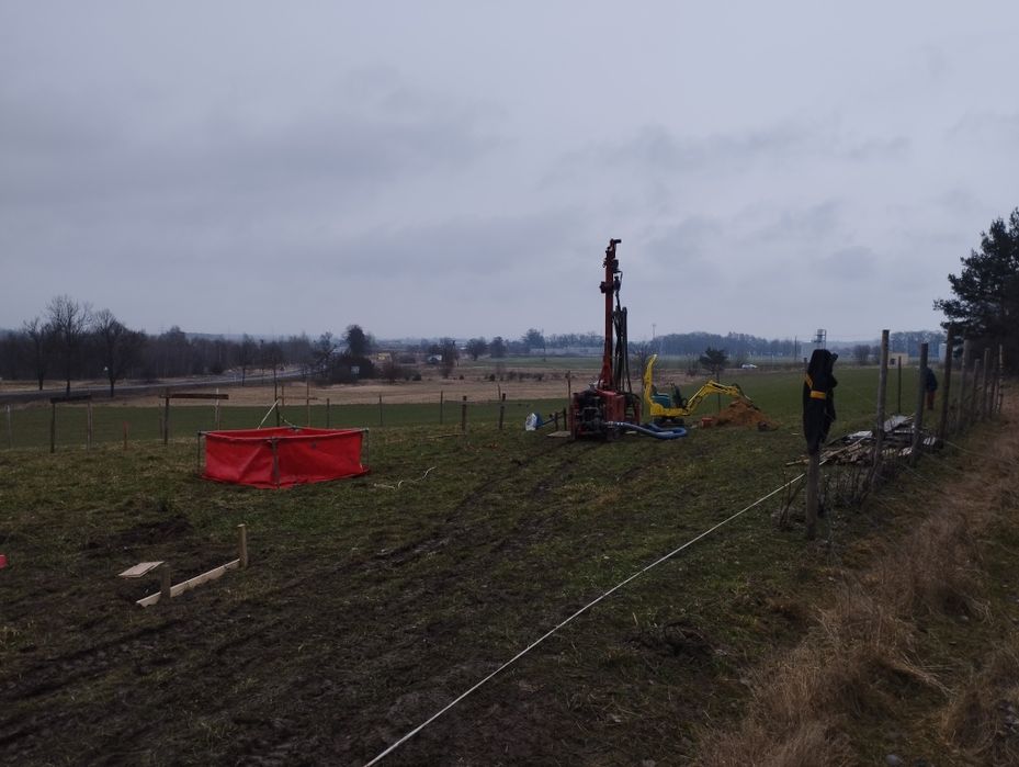 Wiercenie Studni Odwierty Studnie Głębinowe, Pompy Ciepła, montaż pomp