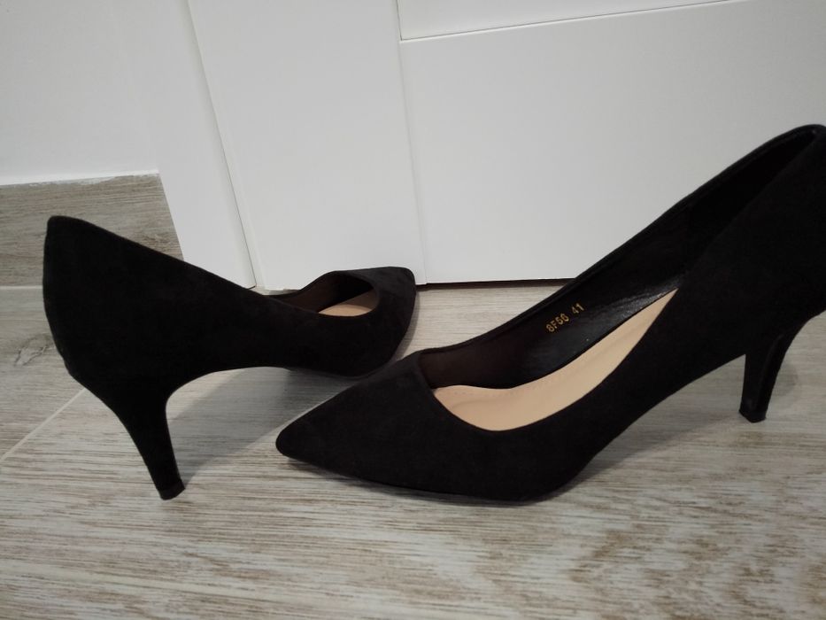 Buty szpilki 40 nowe czarne zamsz