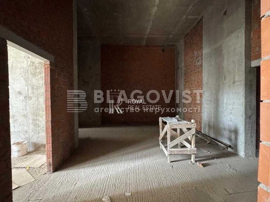 Вигідно! комерційне приміщення ЖК Ярославів .Град Золоті ворота. Центр