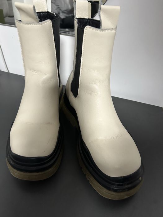 Продам шкіряні челсі