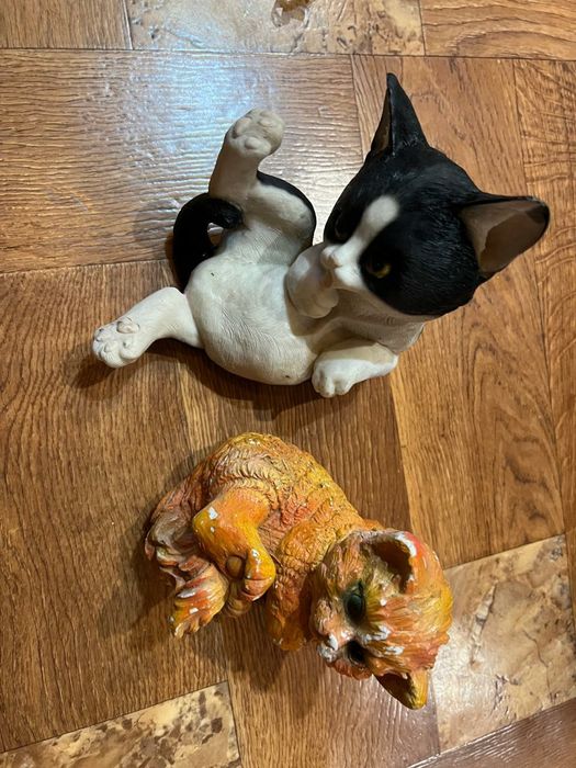 Статуетки продам різні