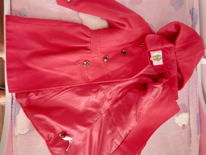 Płaszczyk dla dziewczynki  + czapka Barbi 5-6 lat 110cm