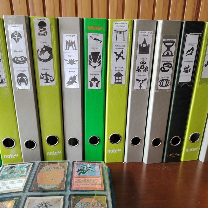 Vendo Coleção de cartas de magic URGENTE 2000€, 45140 mil cartas, 15148 únicas.