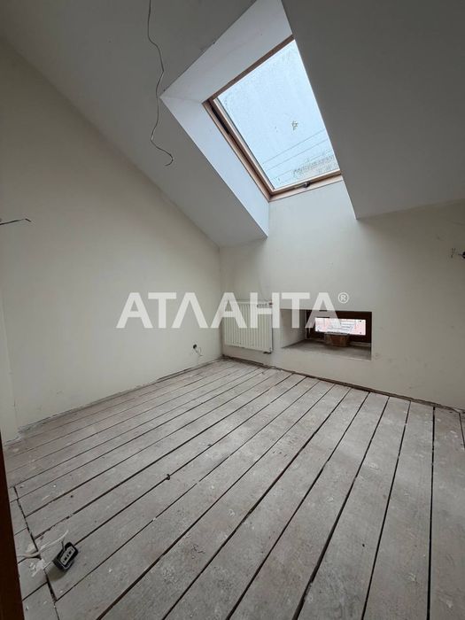 Дворівневе приміщення 221 м², в старому Центрі, вул. Конституційна