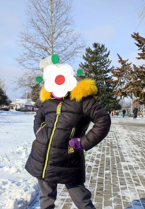 Куртка зимняя для девочки 9-10 лет