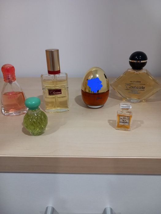 Frascos de perfume para coleção