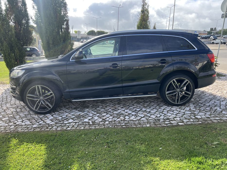 Audi Q7.   V6. 3.0.  Panoramico Nacional    Full extras  7 lugares