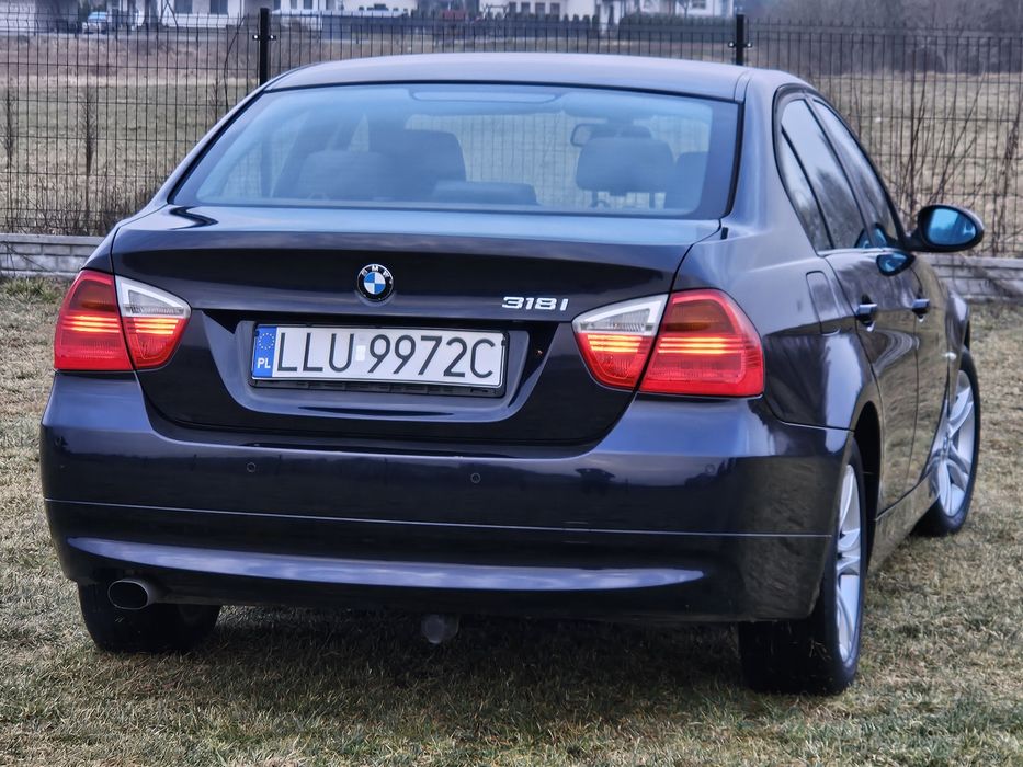 BMW serii 3 e90 2007r. 2.0 Benz.