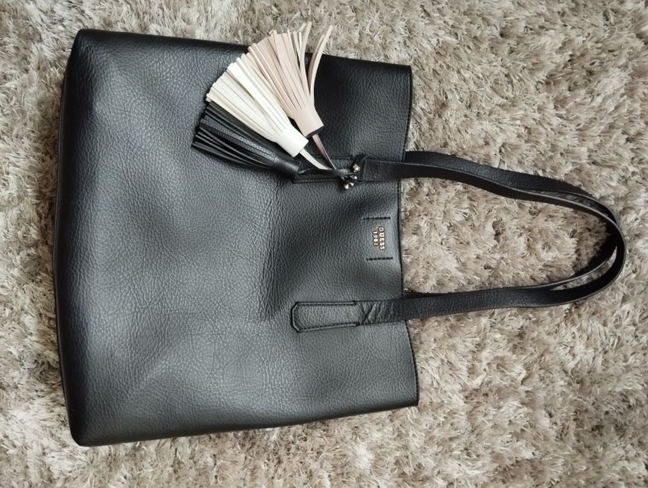 Torebka szoperka Guess