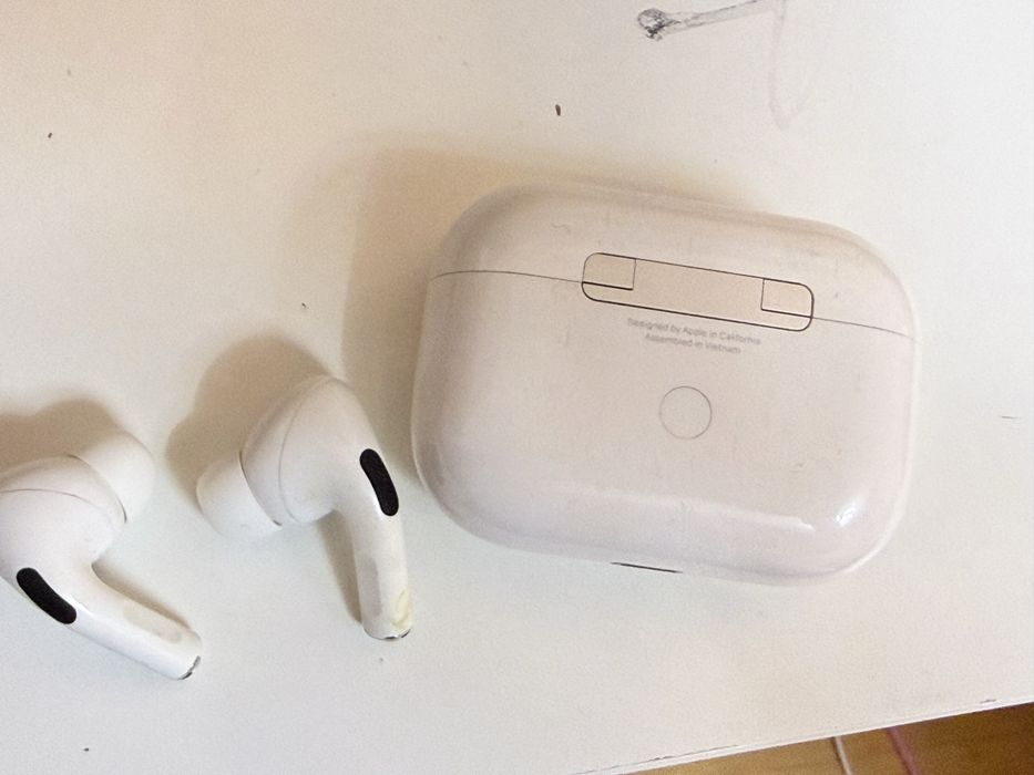 Навушники AirPods Pro