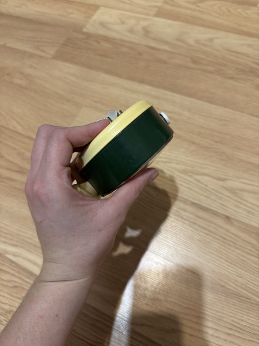 Часы будильник Витязь ссср