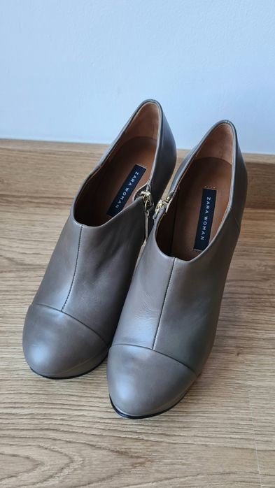 Botins salto alto e plataforma ZARA
