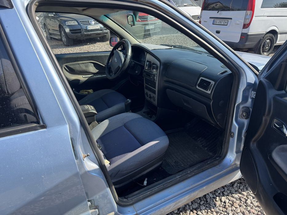 автомобіль продаж