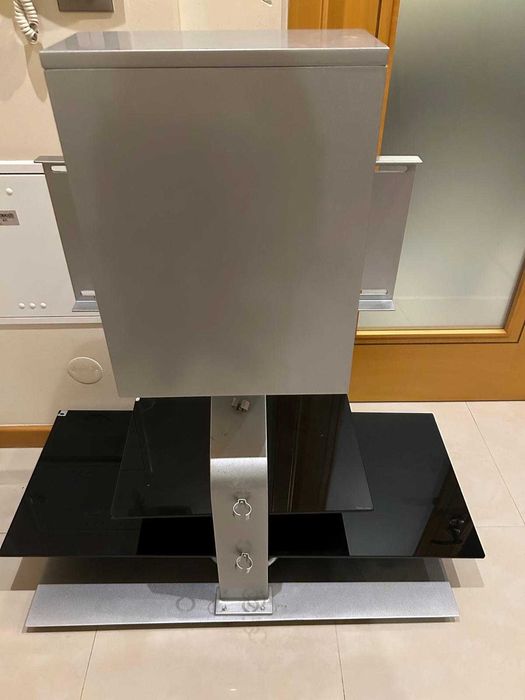 Móvel TV em vidro temperado