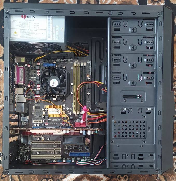 Системні блоки на socket 775 та AM2+