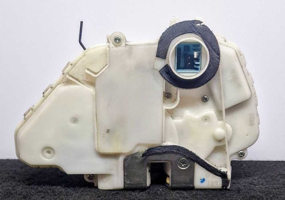 Fechadura / Fecho Porta Frente Direito - HONDA CIVIC VIII Hatchback