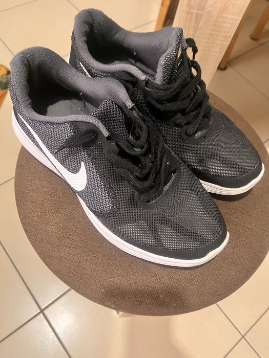 Nike adidasy r. 40