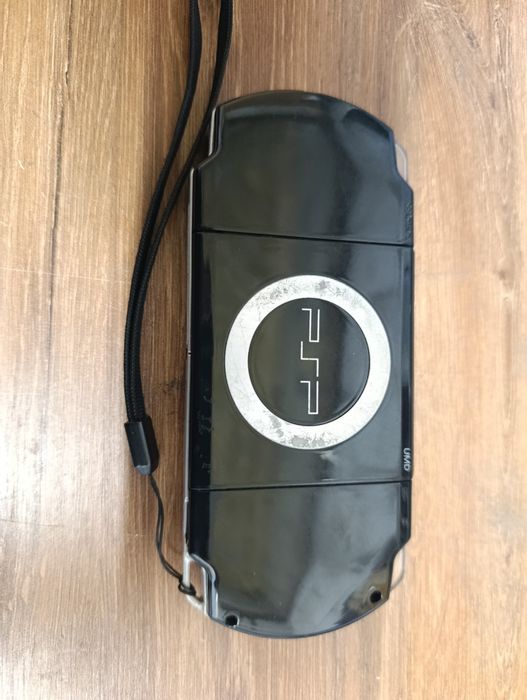 Приставка Sony PSP 2000 4 ГБ