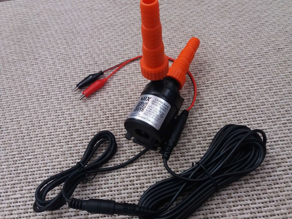 Насос для води 12V 800/1000/1200л/год  занурювальний, циркуляційний