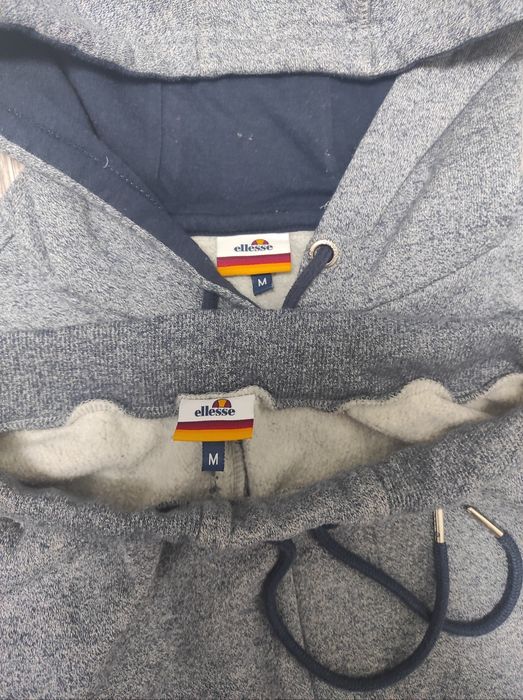 Оригінальний спортивний костюм Ellesse у стані нового! Розмір M