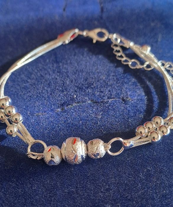 Pulseiras e colares em prata 925