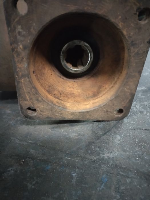 Przystawka pasowa 328,330