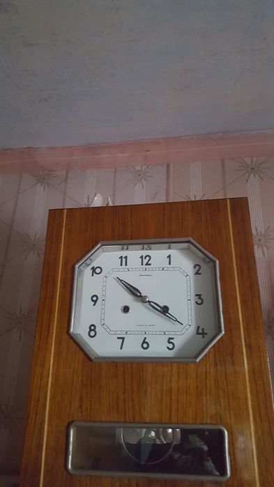 Настенные маятниковые часы с боем ОЧЗ