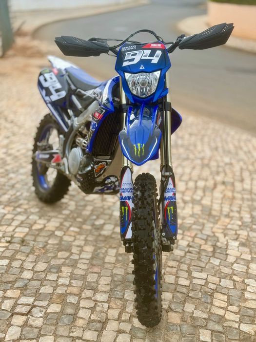 Yamaha WR250F 2024 – 1.250 km – FMF 4.1 – Como nova