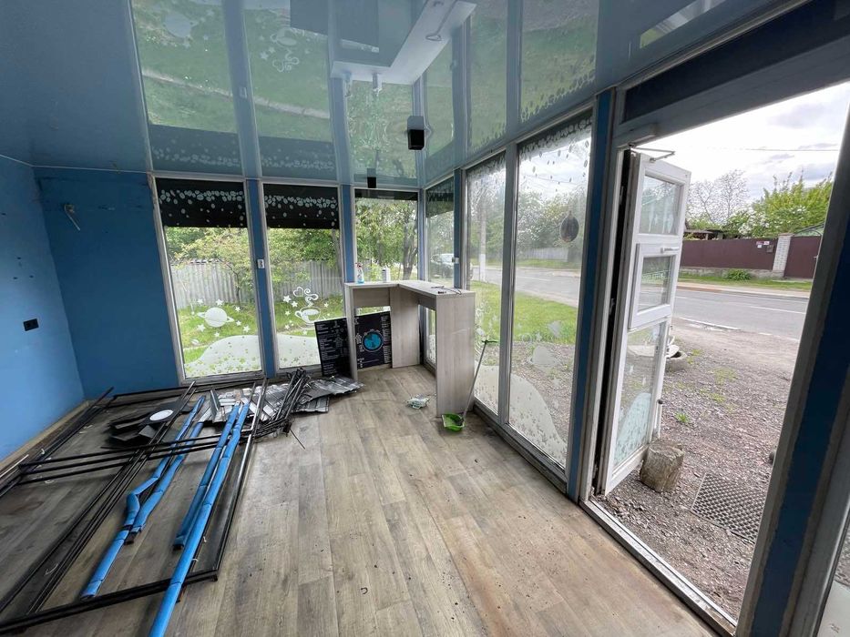 Задам в аренду ларёк Маф кофейня. 32 квадрата улица Фрунзе 77