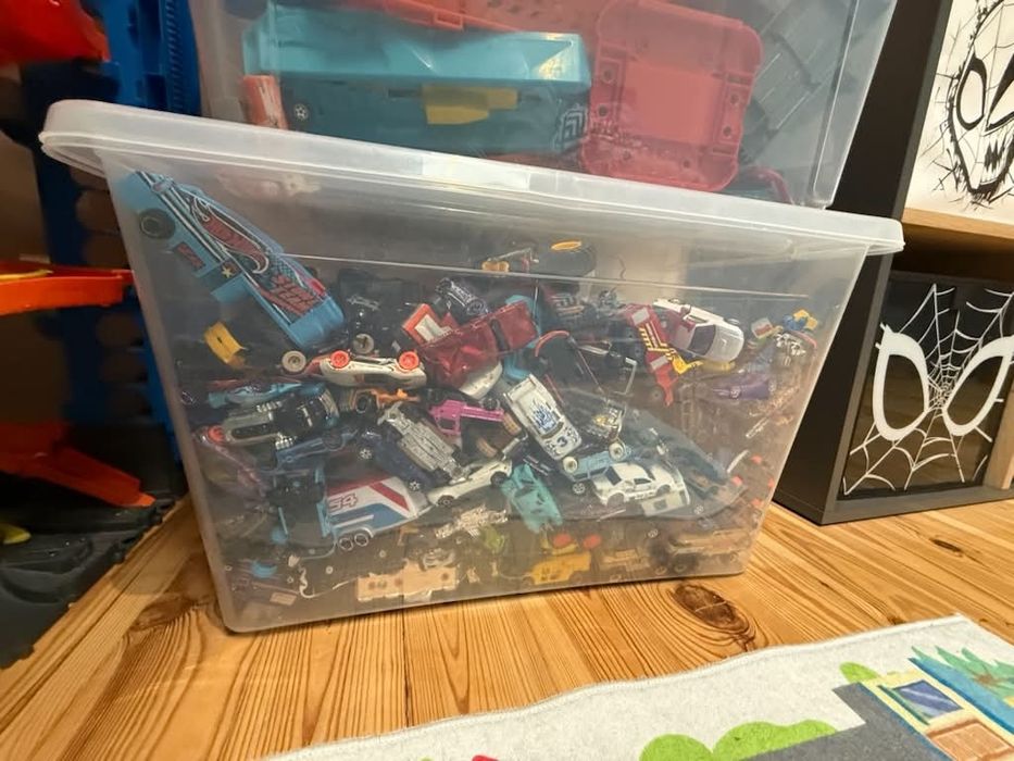 Tory hot wheels plus dużo autek tylko odbiór osobisty
