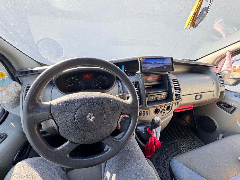 Sprzedam Renault Trafic 2 2011