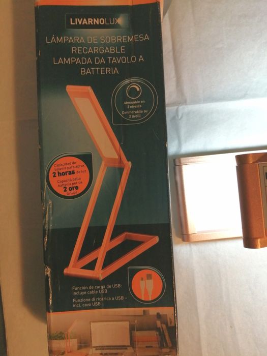 Candeeiros de mesa Led a bateria (novos)