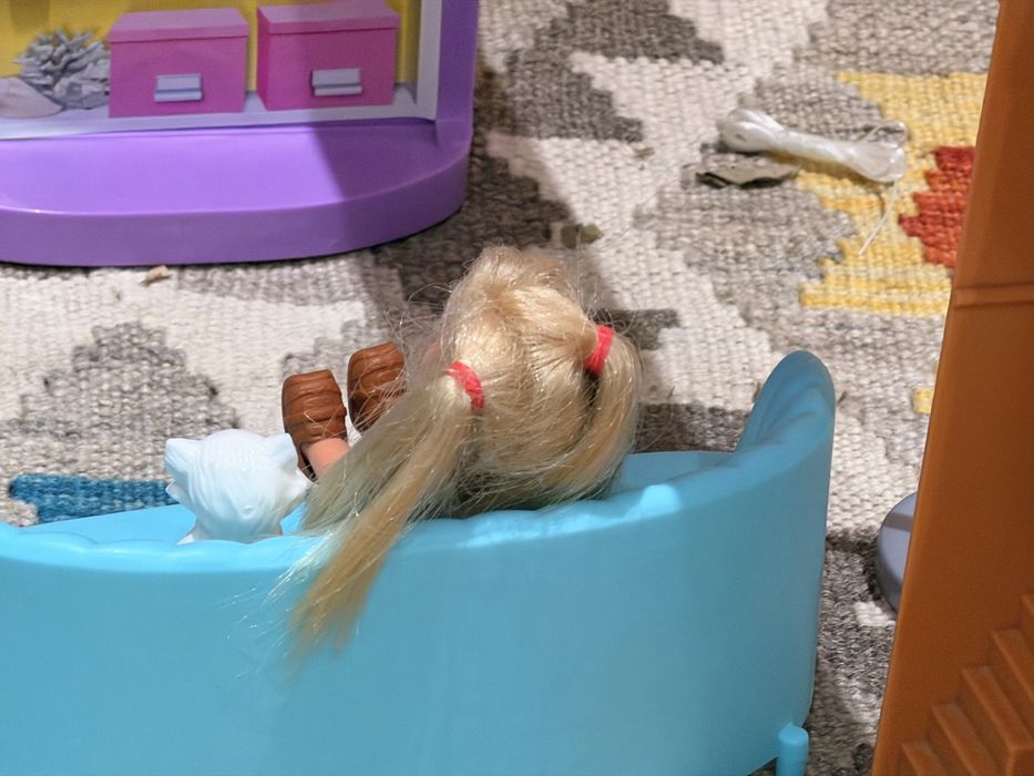 Casa da Barbie com bonecos