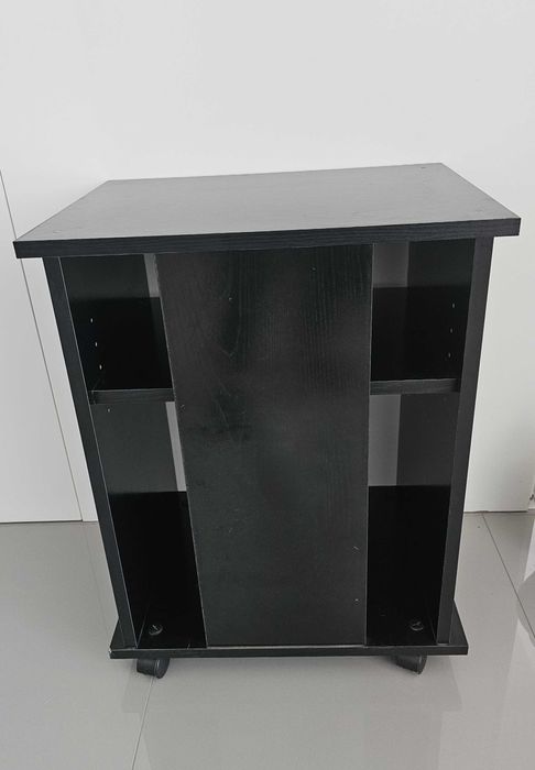 Mesa / Móvel de apoio, com rodízios