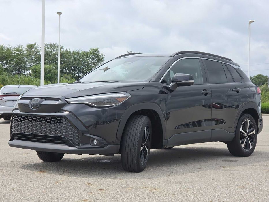 Toyota Corolla Cross      2023