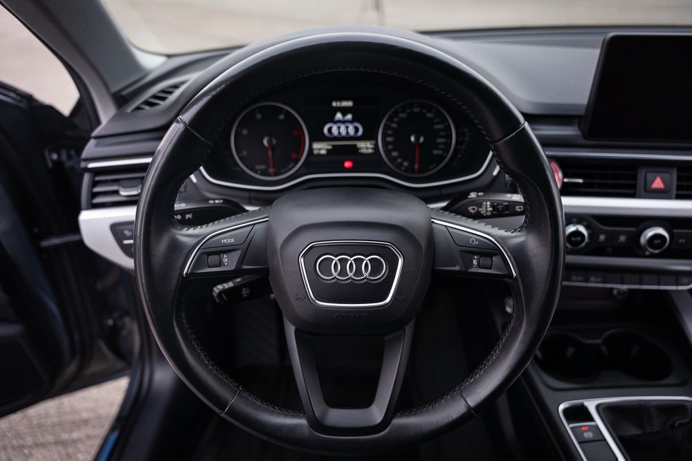 Audi A4 2.0 Tdi ( Poucos Quilômetros )