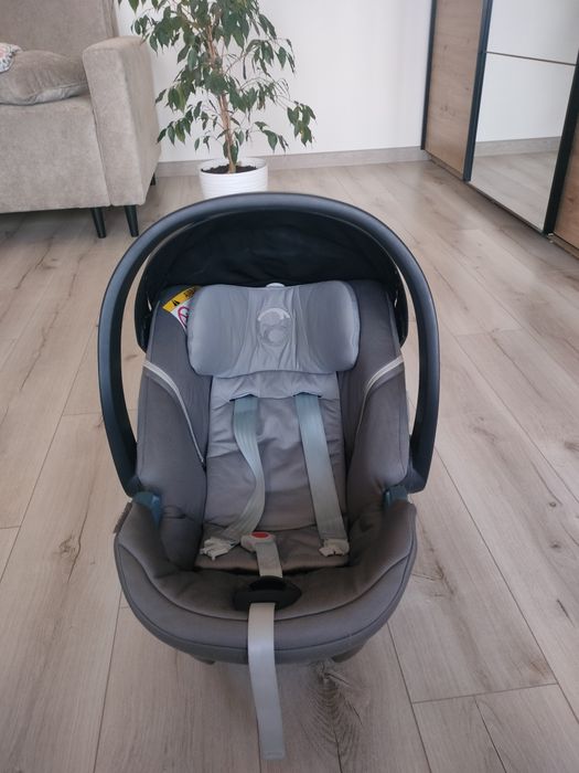 Nosidełko Cybex Aton 5 + adaptery do wózka.